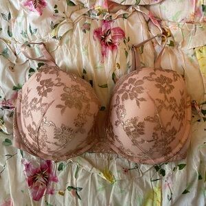 Victoria’s Secret Dream Angels Push-up Bra in Pink and Rose Gold Lace